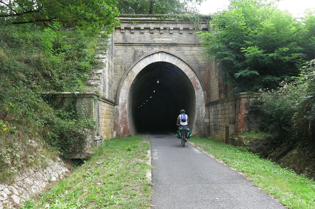 Entrée du tunnel de la Sauve
